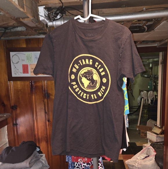 Wutang Clan Black Yellow Tee Shirt In A Mens Size Medium GUC - Picture 1 of 4